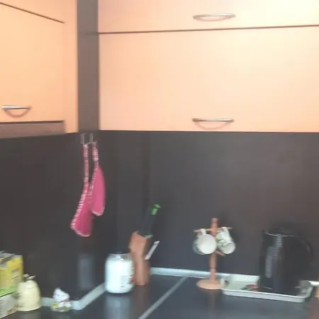 Apartment Milkova, Floor 1, Free Parking, 100 Sq M