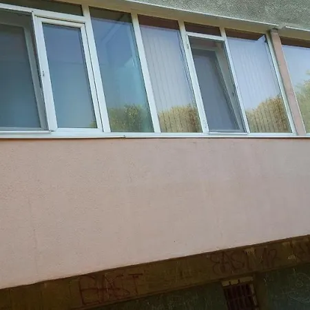 Apartment Milkova, Floor 1, Free Parking, 100 Sq M Varna